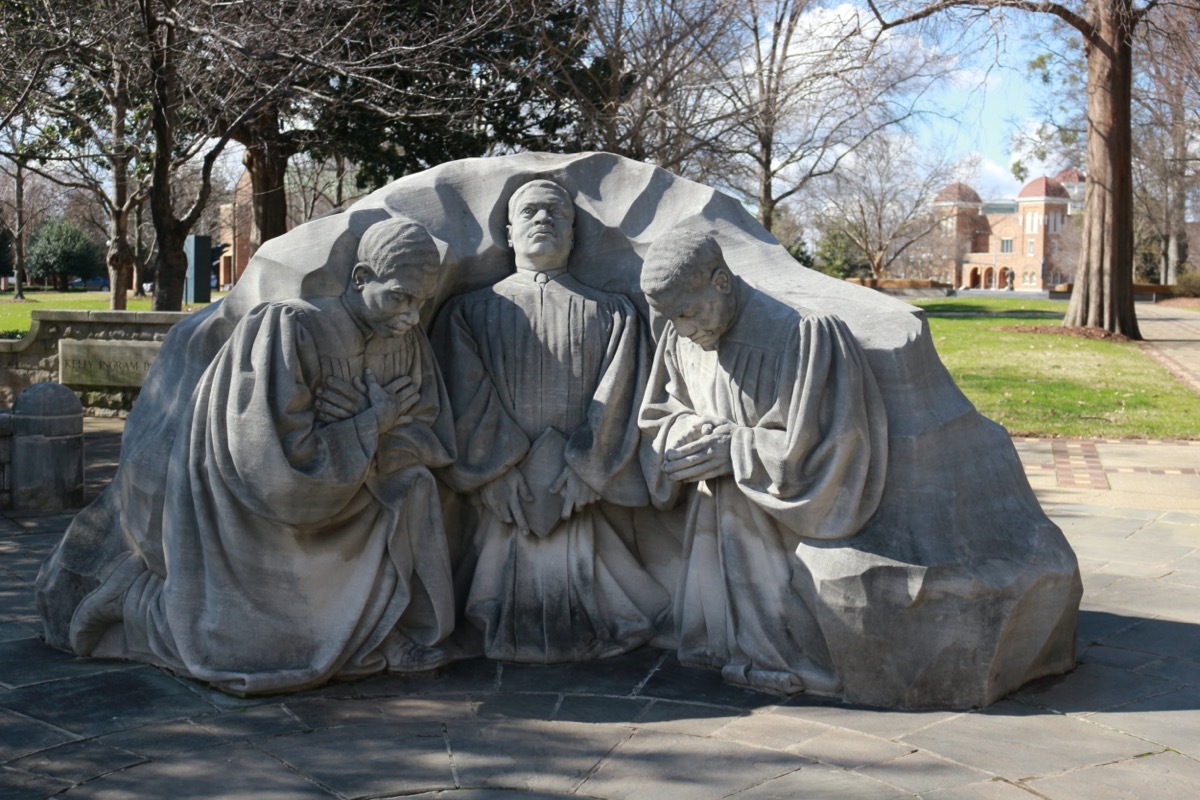 statue of kneeling ministers at the birmingham civil rights institute