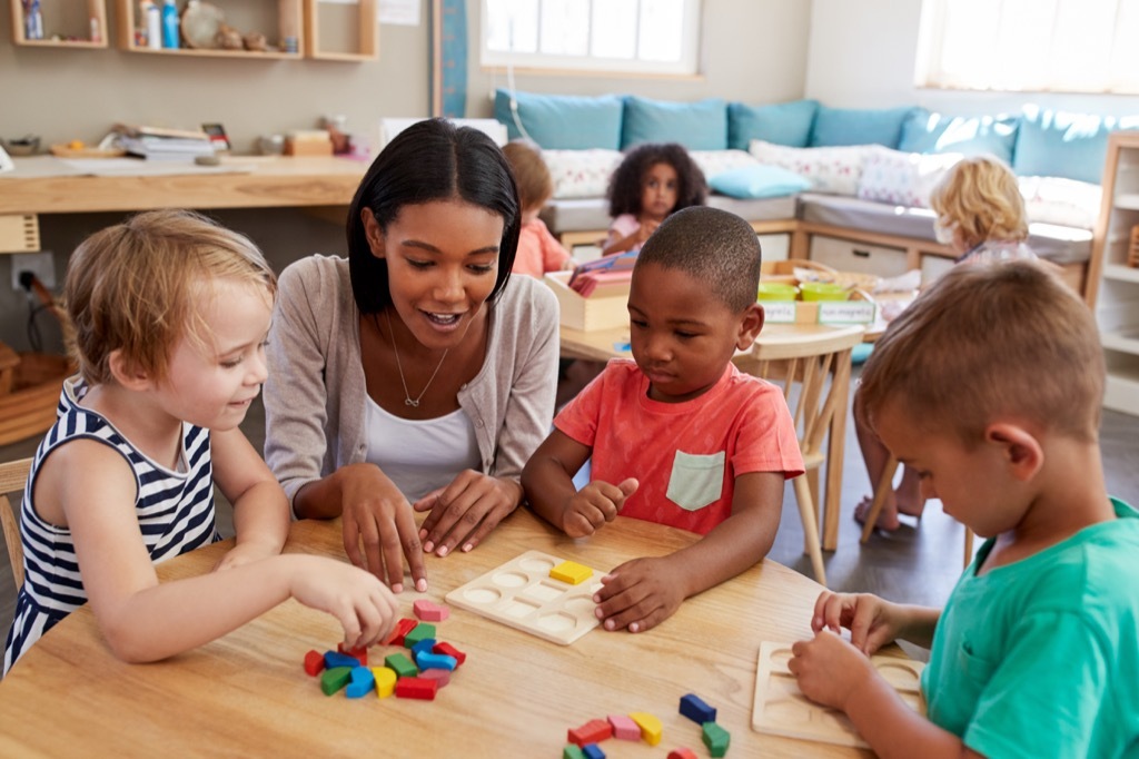 teacher with preschool students, things you should never say to a teacher