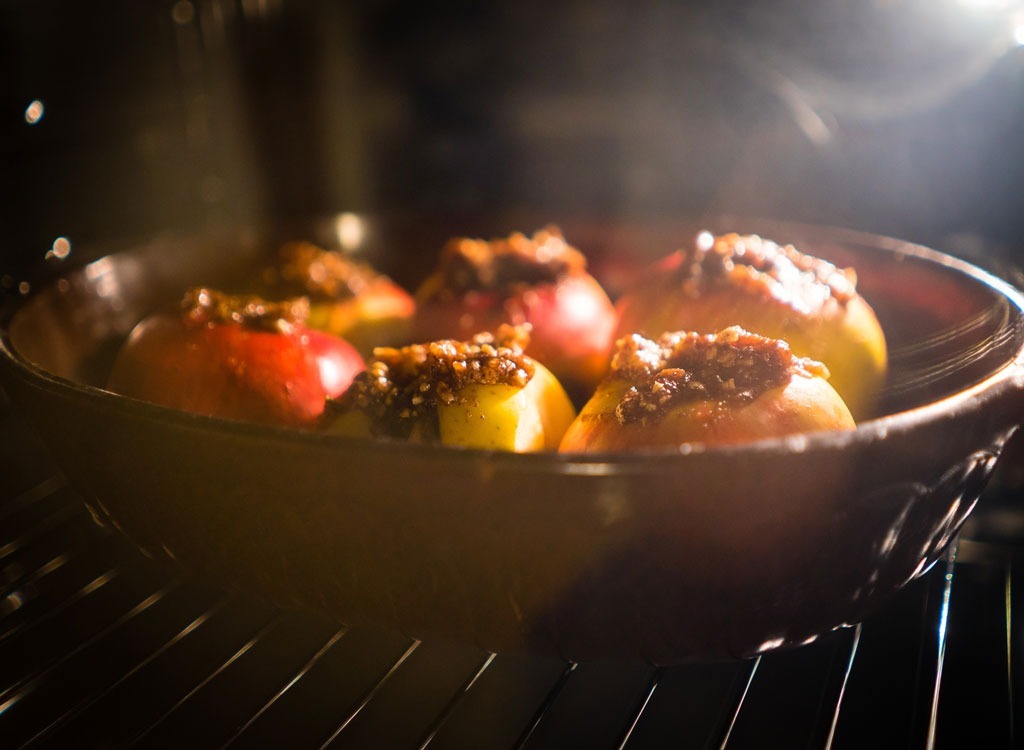 Baked apples