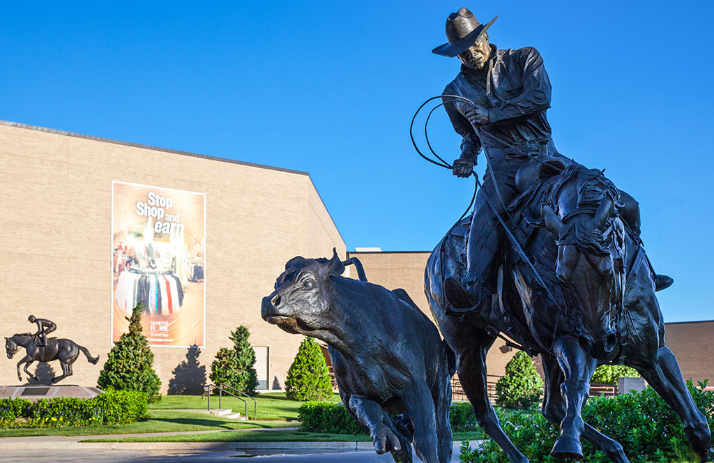 Amarillo, cowboy horse statue, drunkest cities, tax friendly cities