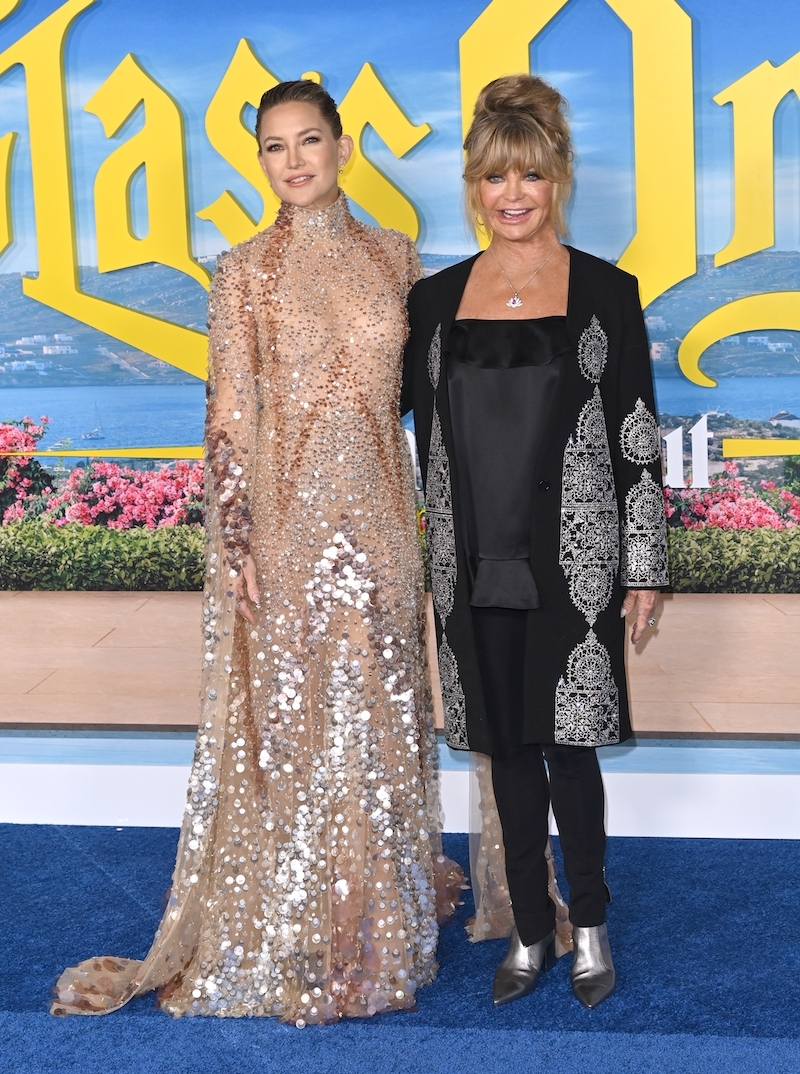 Kate Hudson and Goldie Hawn at the premiere of 