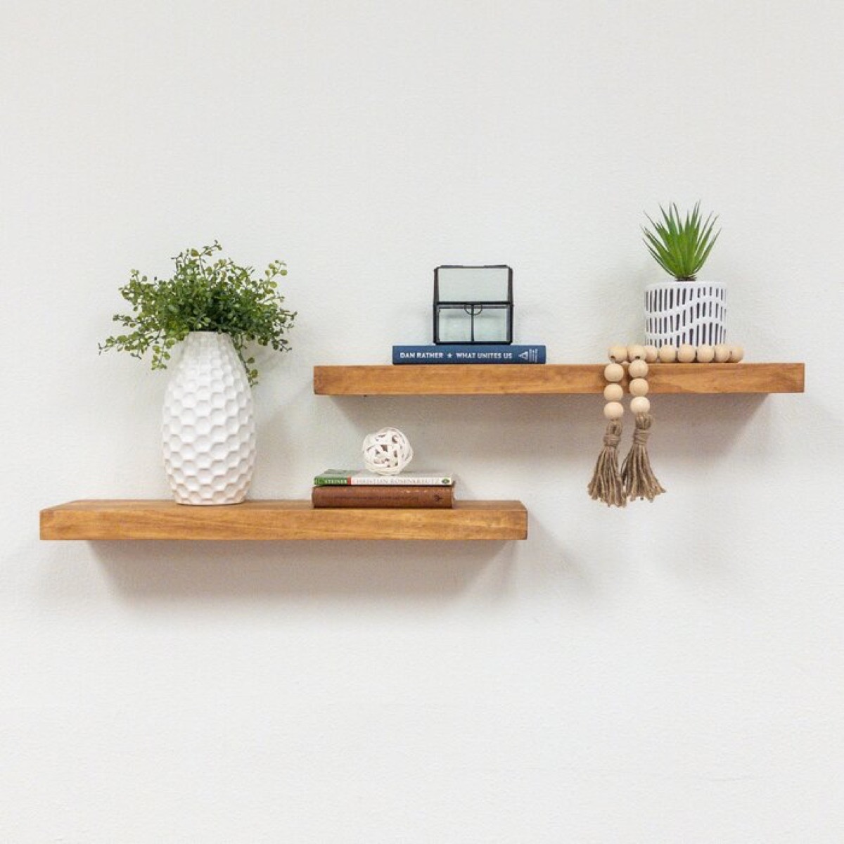 Floating shelf