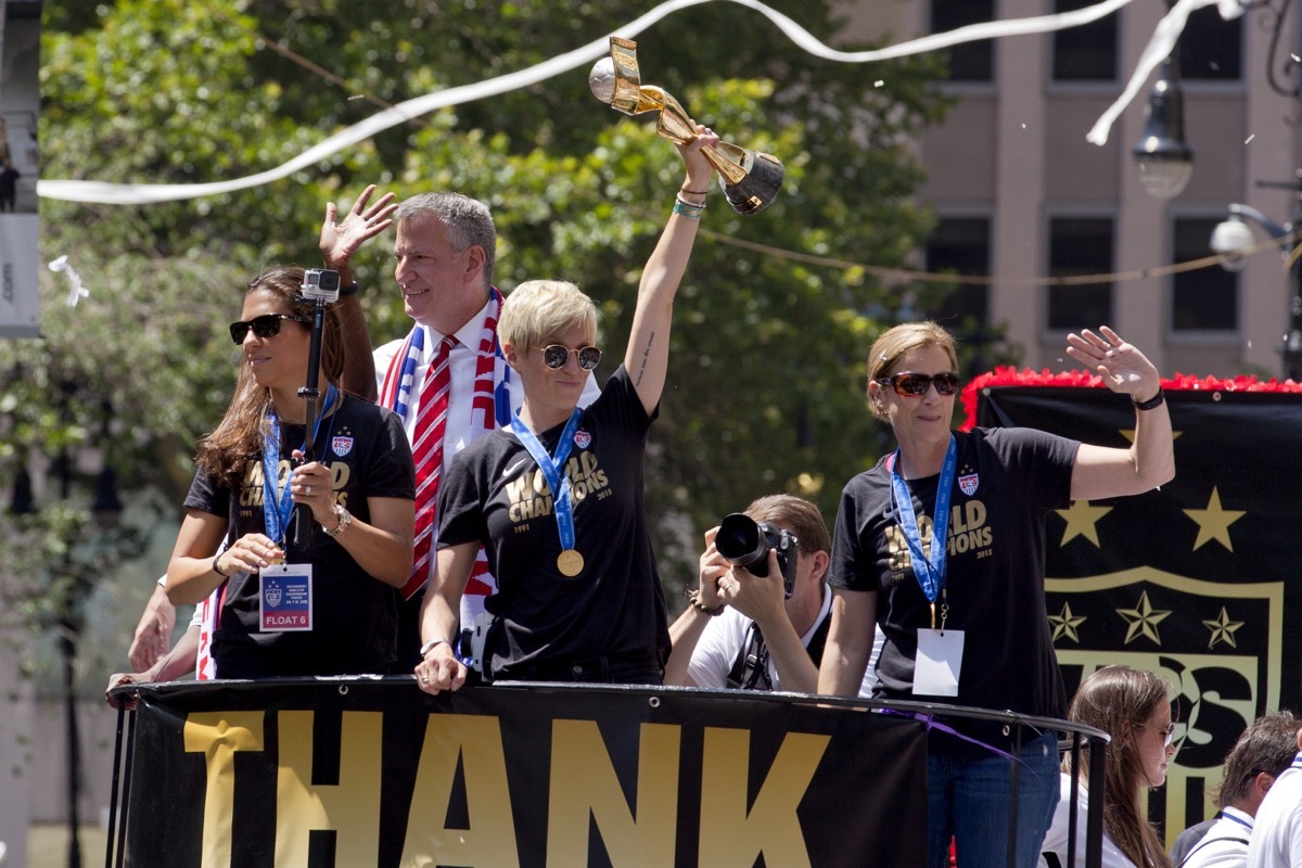 the national us women soccer team parade following win