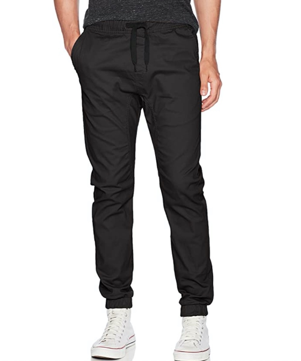 man in black jogging pants