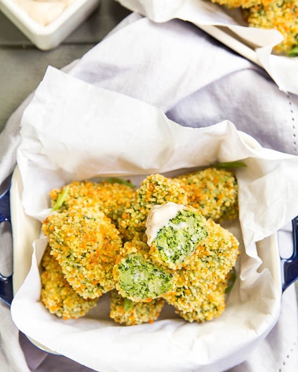 quinoa crusted broccoli cheese tots