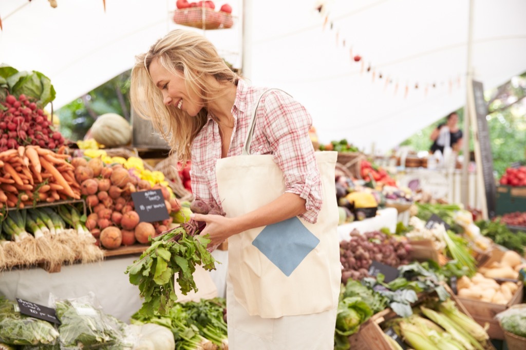 Side hustle farmers market