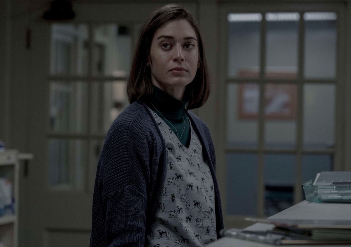 lizzy caplan on castle rock