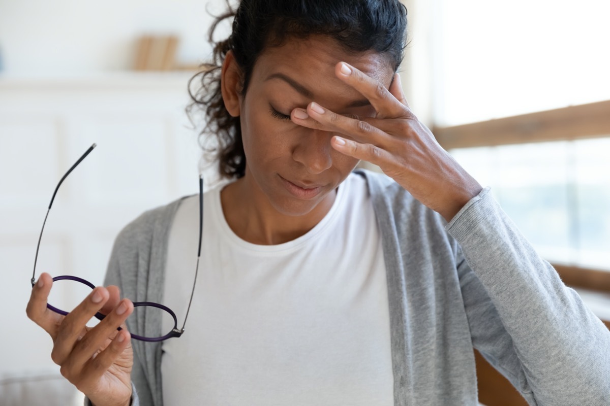 Woman having dizzy spell