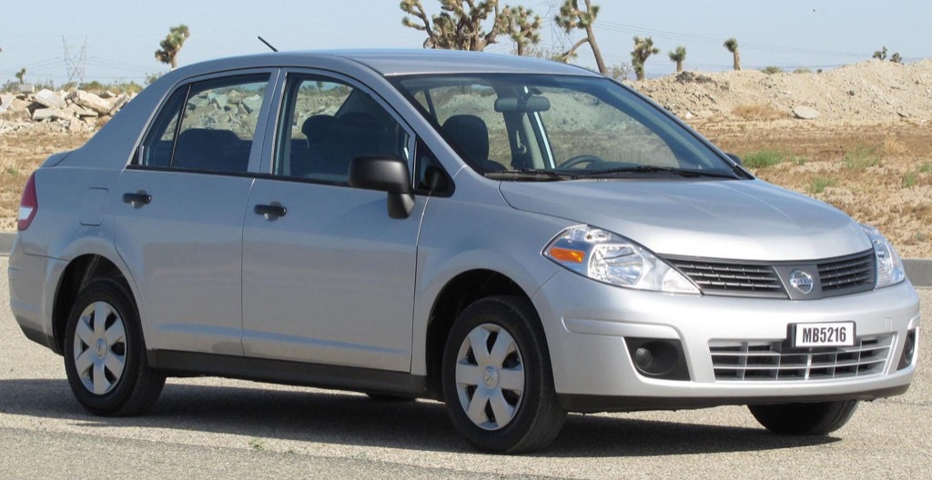 Nissan_Versa