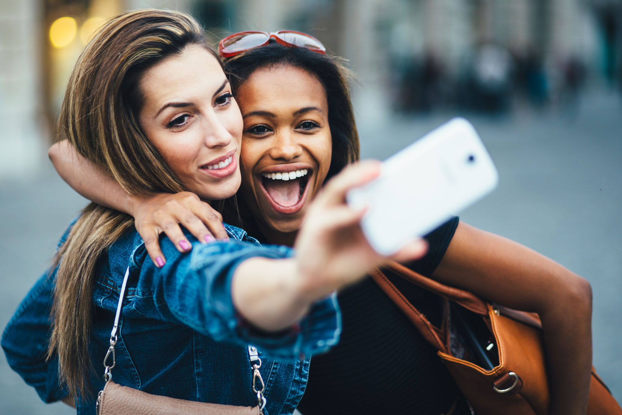 How-To-Turn-Your-Selfie-Into-A-Successful-Startup-01