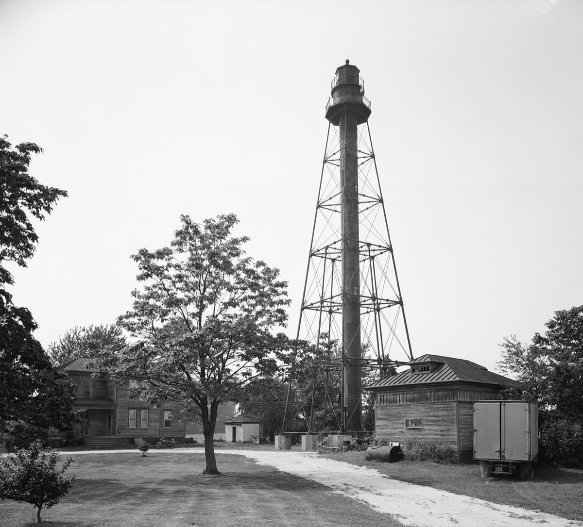 Reedy Island Range Light Delaware creepiest abandoned buildings