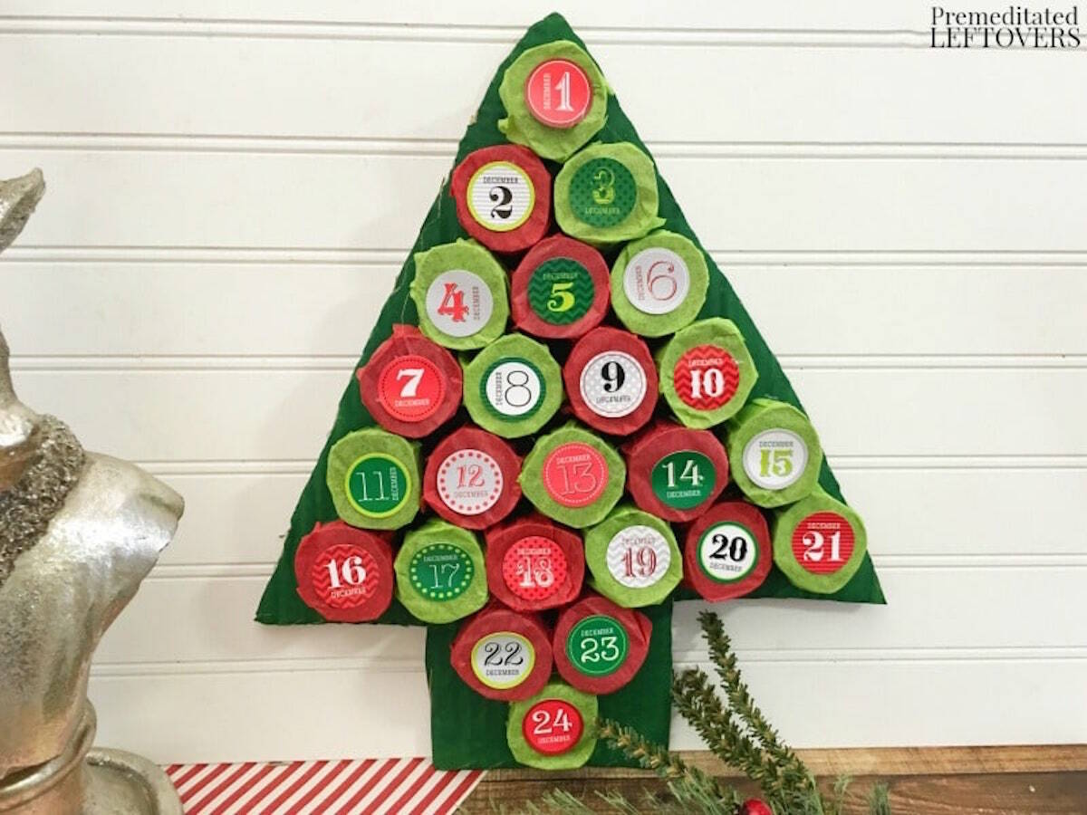 Christmas Tree Advent Calendar {Christmas Tree Alternatives}