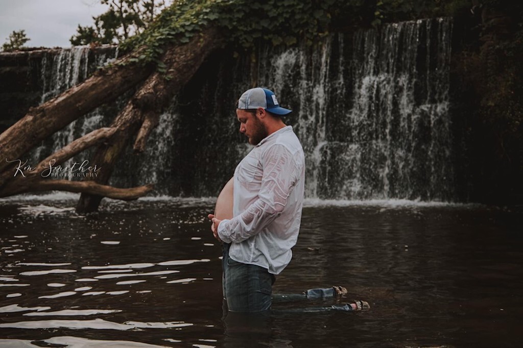 husband maternity photoshoot Jared Brewer