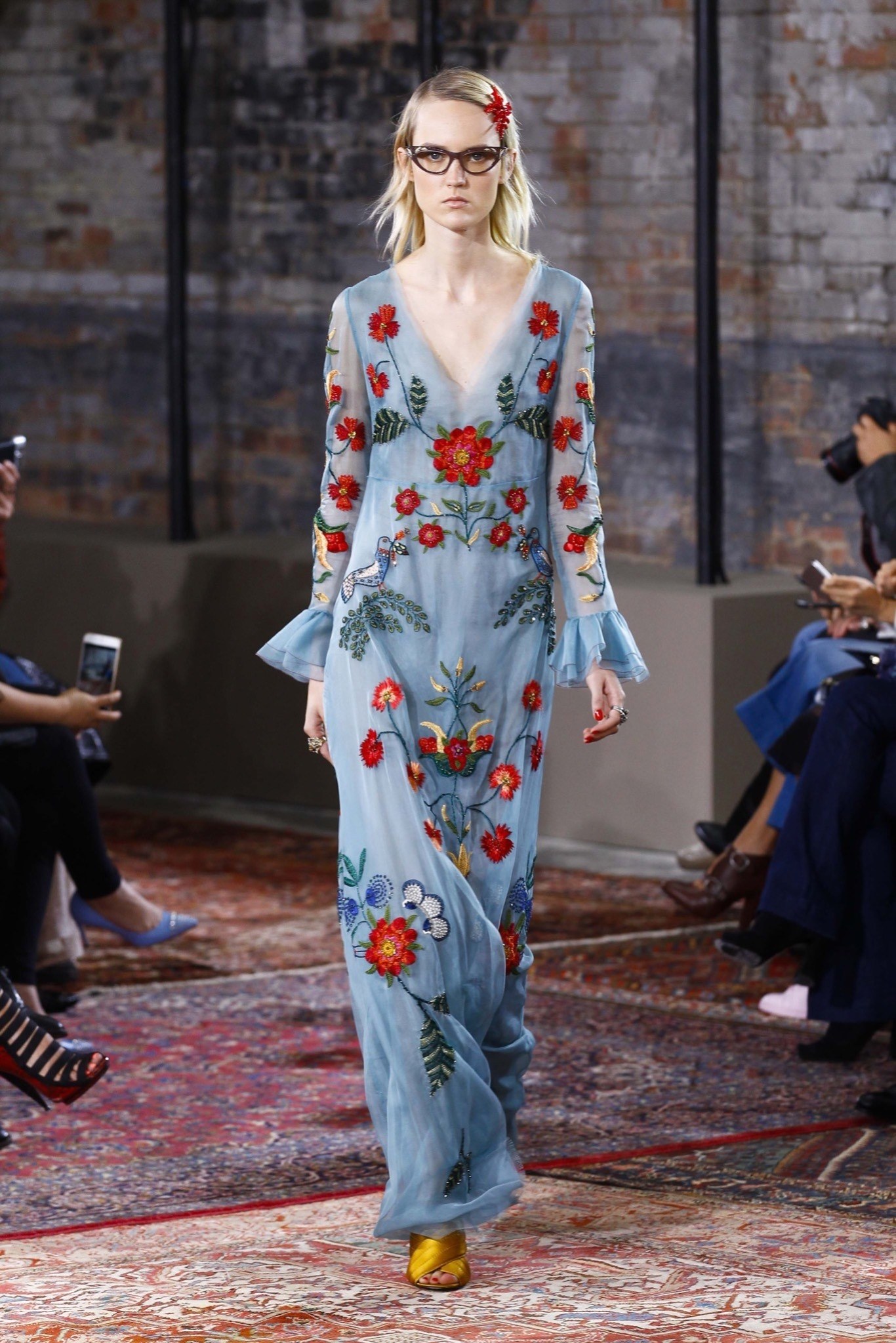 best-looks-of-the-gucci-cruise-collection-2016-17