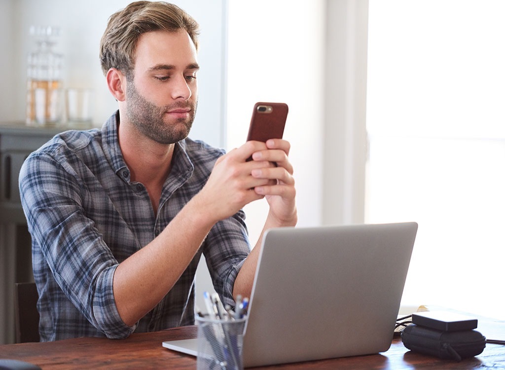 Man on Smartphone