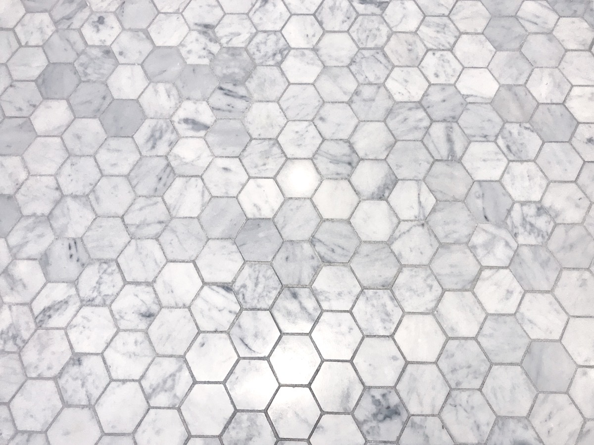 hexagon background tile on bathroom floor