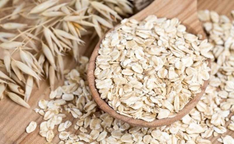 Oatmeal  | 10 Best Natural Skin Exfoliators | Her Beauty