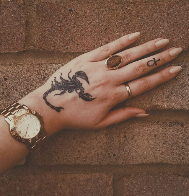 cute-astrological-tattoos-you-will-be-obsessed-with-07