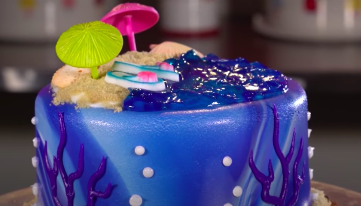 Cake boss beach cake