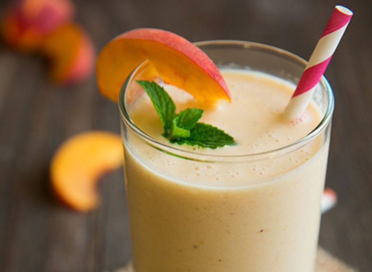 peach oat breakfast smoothie