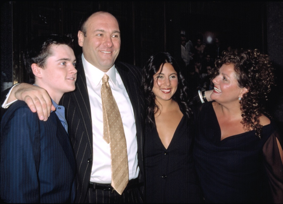 Robert Iler, James Gandolfini, Jamie Lynn Sigler and Aida Turturro