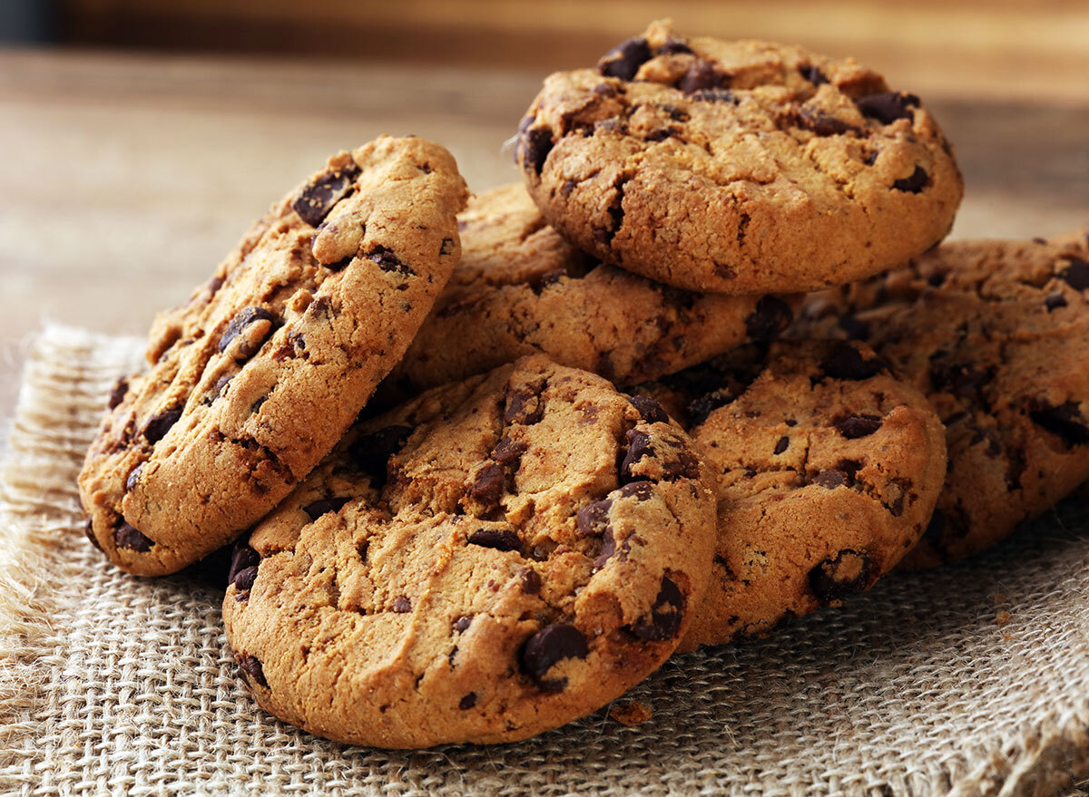 chocolate chip cookies