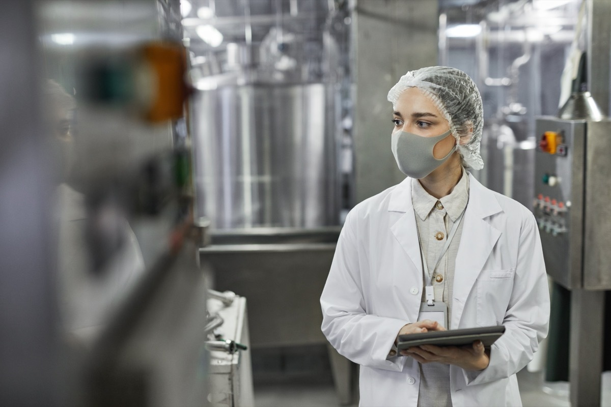 food inspector in lab