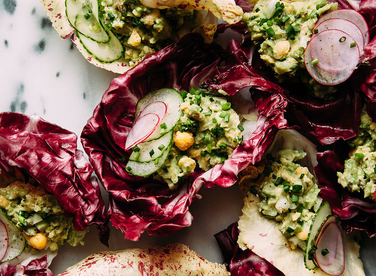 avocado chickpea lettuce wraps